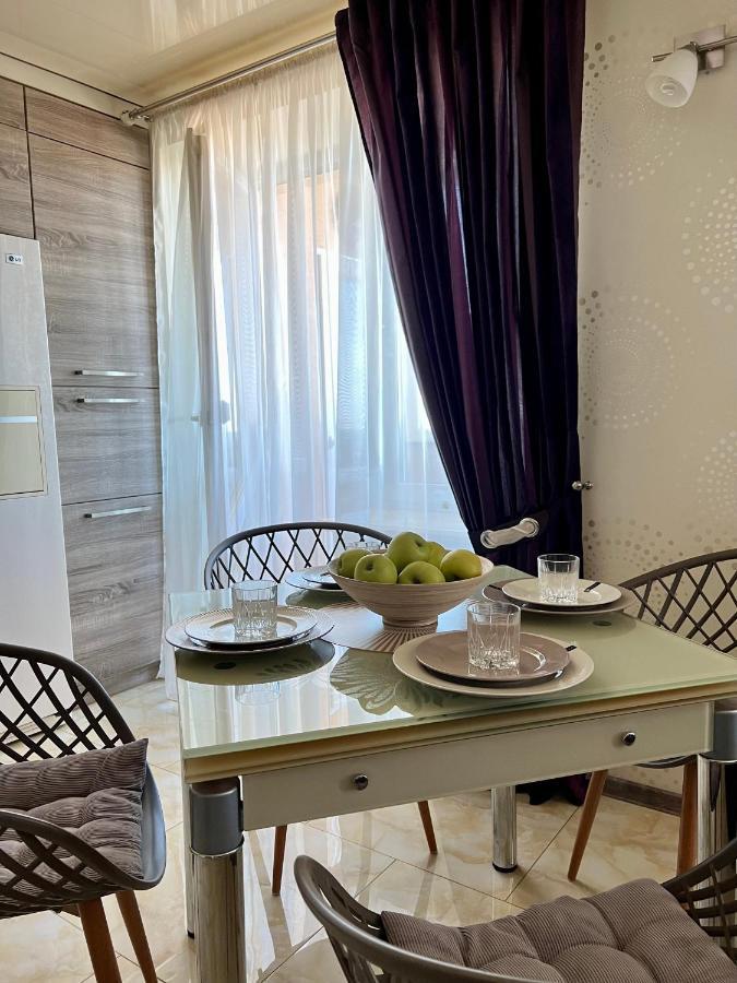 Relax. Просторі Та Затишні Апартаменти Тернополь Экстерьер фото